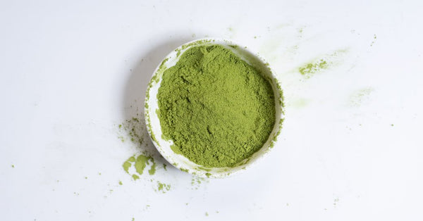 Are Greens Powders Good For You? 5 Registered Dietitians Give Their Thoughts